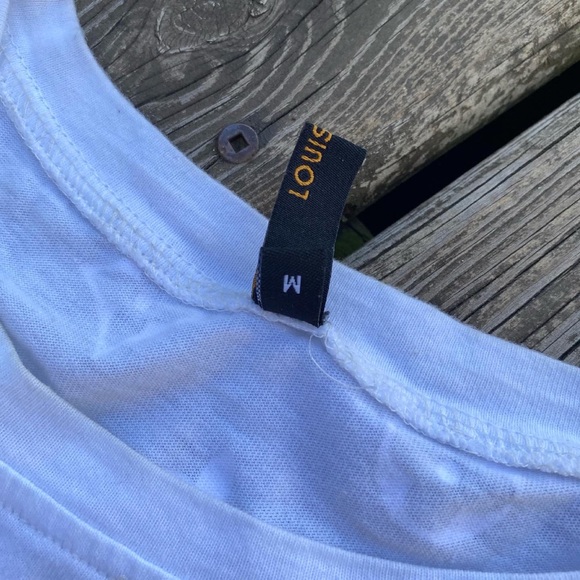 non authentic louis vuitton tshirt - Picture 8 of 8